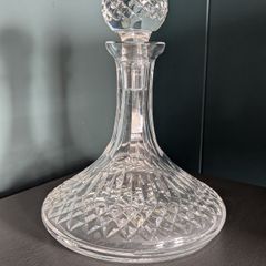 Crystal Waterford glass decanter with stopper - excellent condition