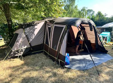 Premium Family Air Tent