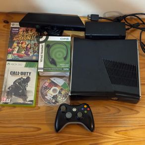 Xbox 360 S 250GB + Kinect