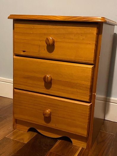 Bedside drawers for sale , pine perfect condition