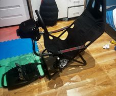 Playseat Challenge and Logitech G920 with Shifter
