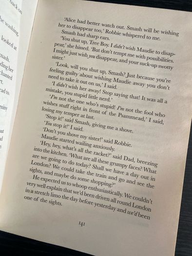 Jacqueline Wilson - Four Children and it