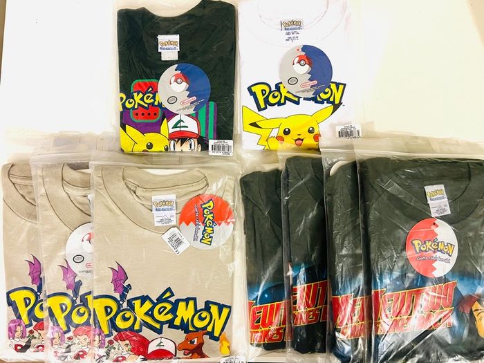 From 1999 Official License Pokemon t-shirts 9 pieces