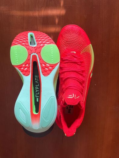 BRAND NEW Nike Alphafly 3 - Red