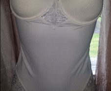Brand new M&S Light Cream padded body suit size UK12 cup36B EUR40 cup80B Postage included