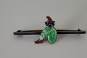 Silver pin by Bernard Instone