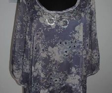 Indigo Collection floral top with sequins and beads size UK20 EUR48 Postage included