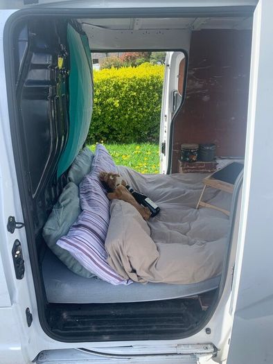 Nissan ENV200 2019