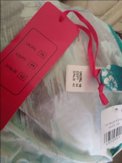 BNWT Ocean Club Hawaii  bottoms size UK16 EUR44 Postage included