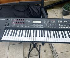 Yamaha Moxf 61