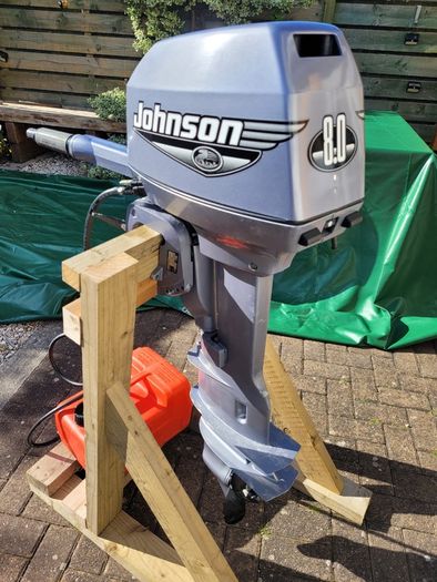 Johnson 8hp outboard - long shaft