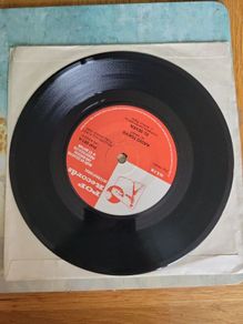 El Seven Radio Tokyo Turn Out The Light 7 inch