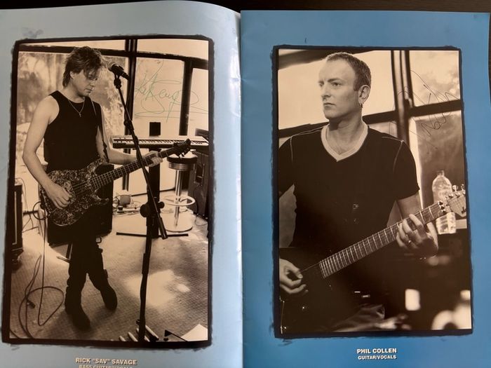 Def Leppard Euphoria tour book signed