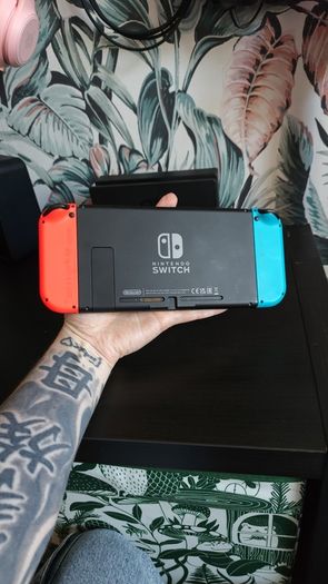 Modded Nintendo Switch (Picofly Chip)