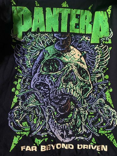 PANTERA T-shirt size medium brand new