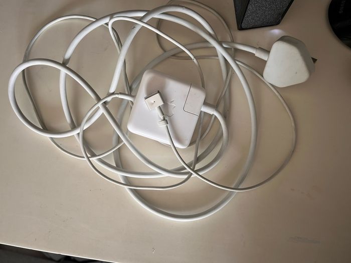 Apple Magsafe 2 45w Charger