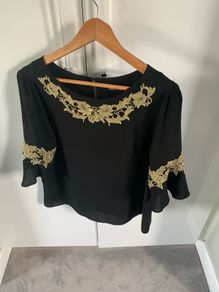 Oasis black /gold top