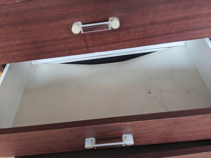 Bedroom Chest of drawers