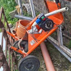 Cement  mixer