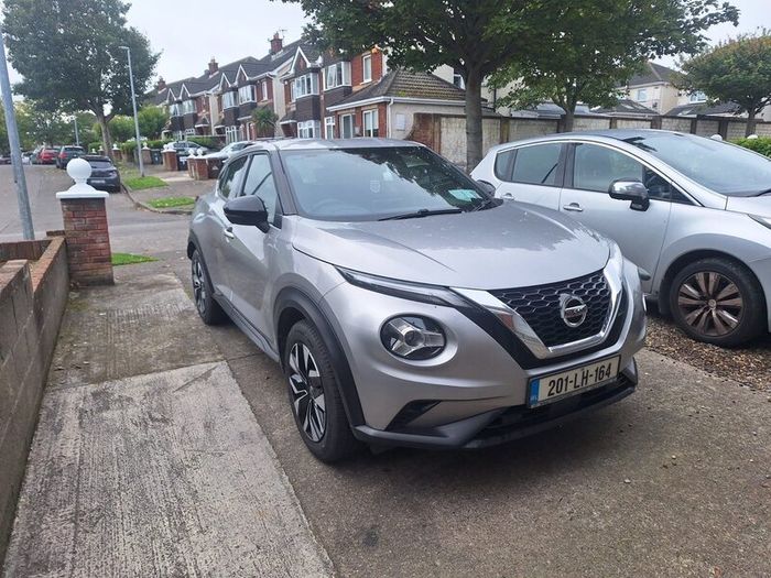 Nissan  JUKE
