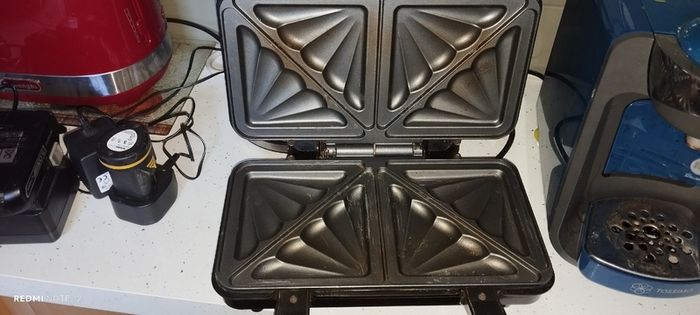 Sandwich toaster