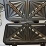 Sandwich toaster Image 3