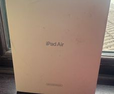Apple iPad Air 10.9-inch (5th generation)