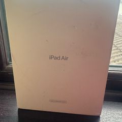 Apple iPad Air 10.9-inch (5th generation)