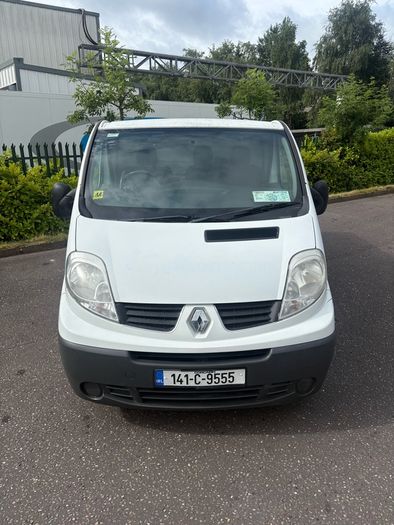 141 Renault traffic