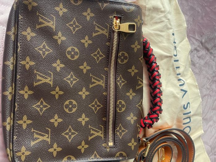 Shoulder Bag