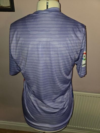 Barcelona 2021/22 Away Jersey - Medium size