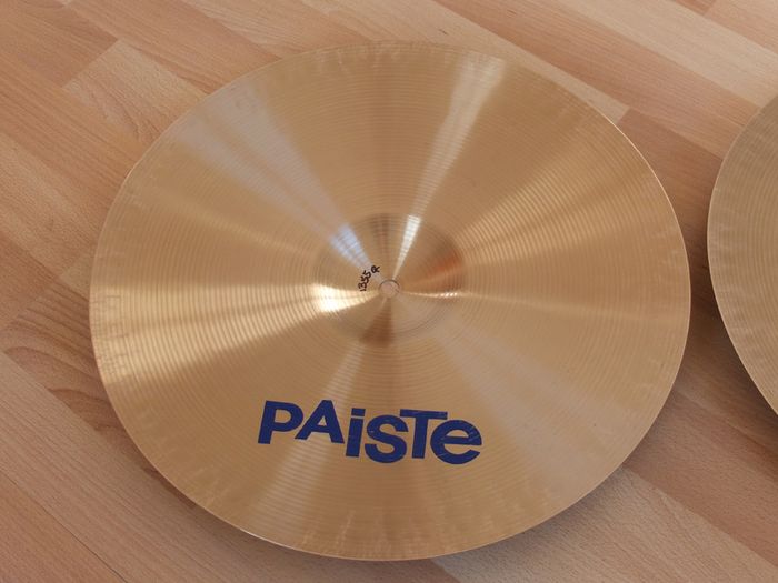 Paiste 602 Marching Cymbals, 16 inch With Bag.