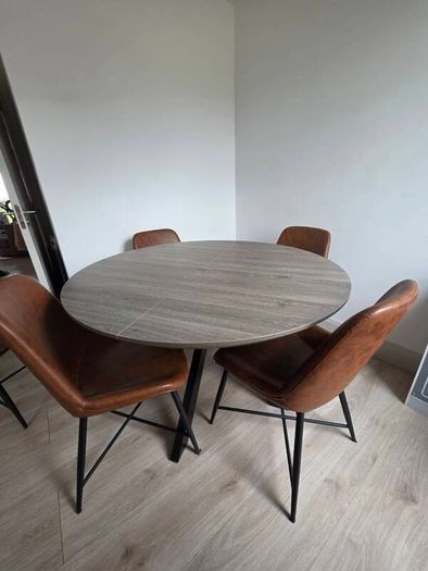 Dinning chairs x 6