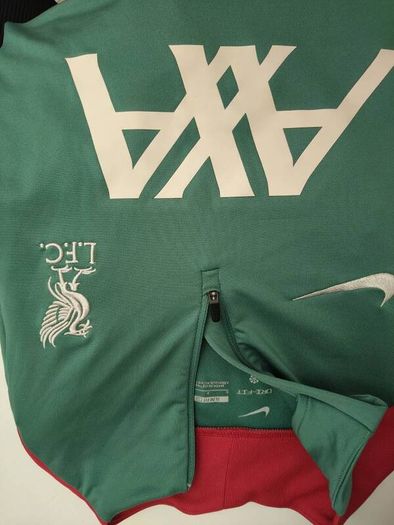 Liverpool slim Fit size S men's New no Tags