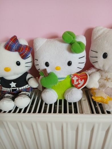 Hello Kitty