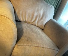 Single sofa
