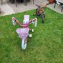 12" kids bikes with stabilisers Image 4