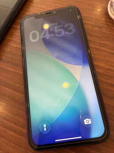 iPhone 11