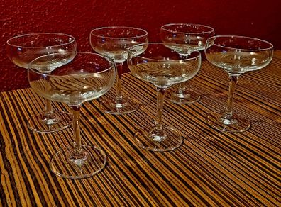 Vintage champagne coupes