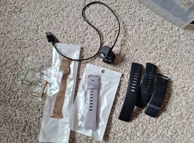 Fitbit Charge 3 Charger & Straps