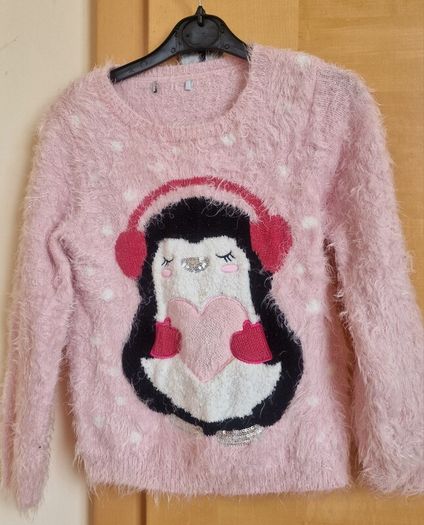 Bundle of 16 items ages 7 to 8