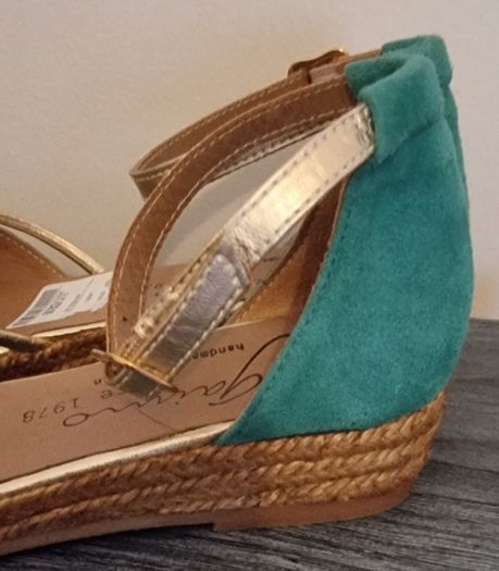 Gaimo Wedge Sandals UK4