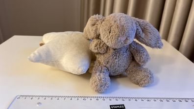 Jellycat Bashful Bunny Star Musical Pull