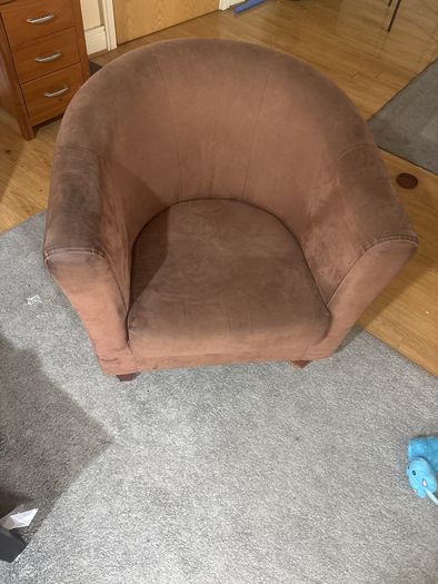 Single seater sofa chair