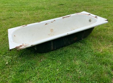 Tin cattle drinking trough