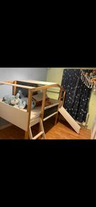 Single loft bed