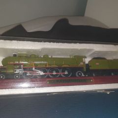 Atlas Edition Plm Mountain Class Locomotive Display