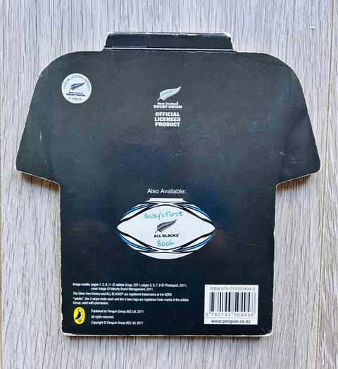 Rare Shape Official NZ All Blacks Rugby Baby Board Book (2011)