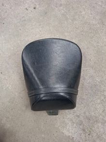 suzuki intruder c90 rear seat