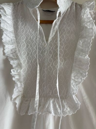Love and divine dress